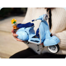 Load image into Gallery viewer, 1106PCS MOC Technic Vespa 125 Motorcycle Motor Bike Model Toy Building Block Brick Gift Kids Compatible Lego