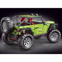 Load image into Gallery viewer, 2680PCS Technic Jeep Wrangler Off Road SUV Car Yellow Static Version Model Building Block Brick Toy Gift Set Kids New Compatible Lego