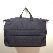 Load image into Gallery viewer, Thirty One Expand a tote day extender Beach Utility bag 31 gift in Black Parisian Pop