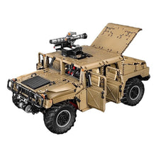 Load image into Gallery viewer, 3935PCS Military MOC HUMVEE Technic Off Road Vehicle Car Model Building Block Brick Toy Gift Set Kids New 1:8 Compatible With Lego