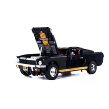 Load image into Gallery viewer, 1817PCS MOC Technic Speed Mustang GT350 Super Racing Sports Car Model Toy Building Block Brick Gift Kids DIY