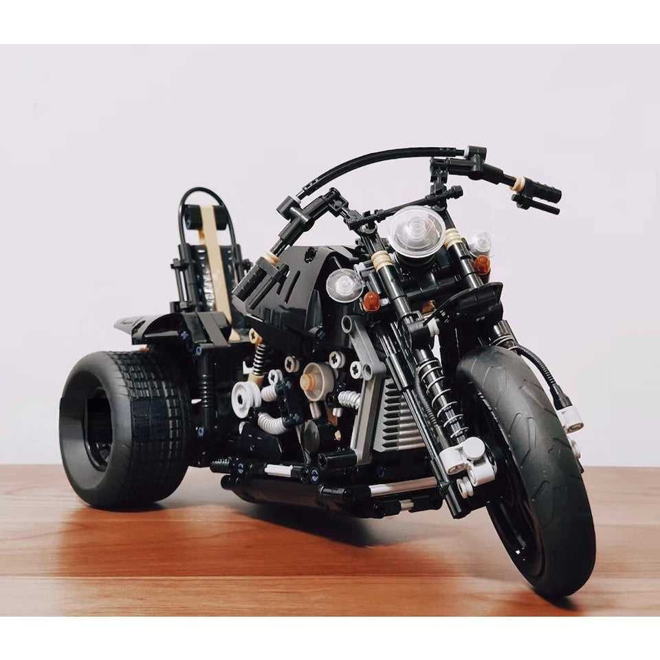 853PCS MOC Technic Speed Vintage Classic Heavy Motorcycle Motor