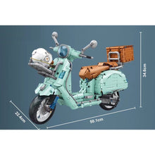 Load image into Gallery viewer, 1828PCS MOC Technic Speed Green Vespa 300 Vintage Classic Motorcycle Motor Bike Model Toy Building Block Brick Gift Kids DIY Compatible Lego 1:5