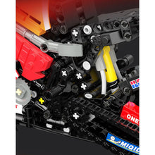 Load image into Gallery viewer, 811PCS MOC Technic Speed CBR Racing Sports Motorcycle Motor Bike Model Toy Building Block Brick Gift Kids DIY Compatible Lego