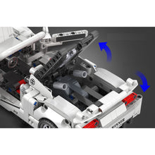 Load image into Gallery viewer, 488PCS MOC Technic Speed Pull Back 918 Super Racing Sports Car Model Toy Building Block Brick Gift Kids DIY Compatible Lego 1:18