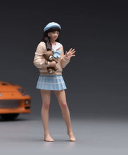 Load image into Gallery viewer, 1:24 Painted Figure Model Miniature Resin Diorama Pink Blue JK Uniform Girl Bear
