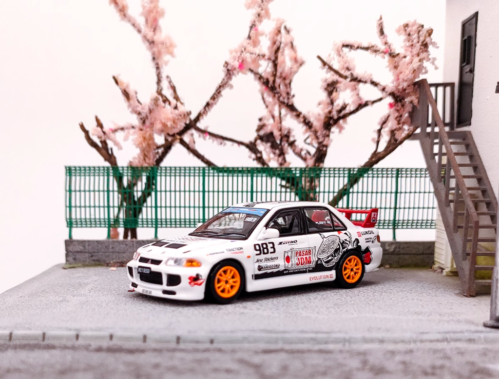 Inno 1:64 JDM Lancer Evolution III Trackerz Sports Model Diecast Metal Car New