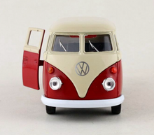 Load image into Gallery viewer, WELLY 1:36 Red T1 Double Cabin Pick Up Truck Model Diecast Toy Metal Car BN
