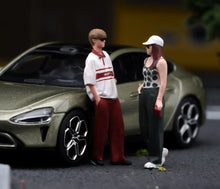 Load image into Gallery viewer, 1:24 Painted Figure Model Miniature Resin Diorama  Sand Couple Lovers Trendy
