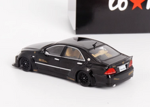 Load image into Gallery viewer, Star 1:64 Black JDM Crown MK12 VIP Sedan Figure Model Diecast Metal Car New Collection
