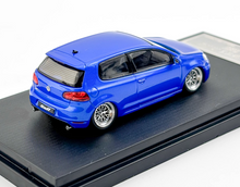 Load image into Gallery viewer, Maxwell 1:64 Blue VW Golf GTI MK6 BBS VIP Sports Model Diecast Metal Car New Collection
