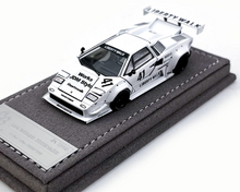 Load image into Gallery viewer, Topart 1:64 White LBWK Countach Racing Sports Model Diecast Metal Car New Collection
