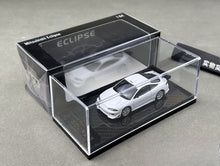 Load image into Gallery viewer, Transcend 1:64 White 1995 Eclipse GS Coupe Sports Model Diecast Metal Car New Collection
