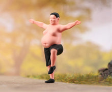 Load image into Gallery viewer, 1:24 Painted Figure Model Miniature Resin Diorama  Sand Fat Man Excercising
