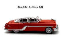 Load image into Gallery viewer, 1:87 Red 1954 Pontiac Classic Vintage Sedan Model Diecast Metal Car New
