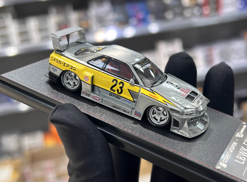 SW 1:64 Varnish Skyline GTR ER34 LBWK #23 Sports Model Diecast Metal Car New Collection