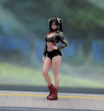 Load image into Gallery viewer, 1:64 Painted Figure Model Miniature Resin Sand Diorama Cool Pretty Girl Beauty
