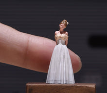 Load image into Gallery viewer, 1:64 Painted Figure Model Miniature Resin Diorama Wedding Couple Bride Groom
