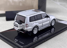 Load image into Gallery viewer, Shadow 1:64 Silver Pajero V97 ORV SUV Off Sports Model Diecast Metal Car New Collecction
