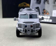 Load image into Gallery viewer, MVA 1:64 Gray Bearcat AFV Armored Vehicle Figures Model Diecast Metal Car New Collection
