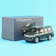 Load image into Gallery viewer, JKM 1:64 Green ME 2016 Land Cruiser LC200 SUV Model Metal Diecast Car New
