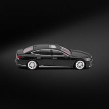 Load image into Gallery viewer, Enchery 1:64 2018 Black LS500h Luxury Sedan Sports Model Diecast Metal Car New Collection
