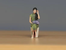 Load image into Gallery viewer, 1:64 Painted Figure Model Miniature Resin Diorama Sand Qipao Beauty Lady Girl A
