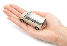 Load image into Gallery viewer, XCARTOYS 1:64 Gold Wuling Hongguang Mini Van MPV Model Toy Metal Car NIP
