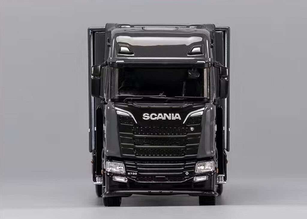 GCD 1:64 Grey Scania S730 Enclosed Double Deck Tow Truck Model