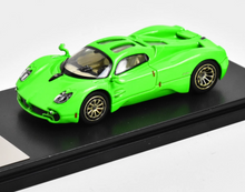 Load image into Gallery viewer, RM 1:64 Green Utopia Racing Sports Model Diecast Metal Car New Collection
