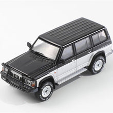 Load image into Gallery viewer, Shadow 1:64 Black Silver Patrol Y60 SUV Classic Model Diecast Metal Car New Collection
