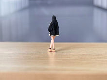 Load image into Gallery viewer, 1:64 Painted Figure Model Miniature Resin Diorama Sand Fashionista Lady Woman

