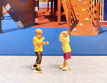 Load image into Gallery viewer, 1:64 Painted Figure Model Miniature Resin Diorama Sand Pregnant Woman Kids Toy
