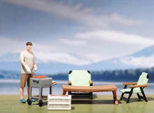 Load image into Gallery viewer, 1:64 Painted Figure Model Miniature Resin Diorama Sand Camping Outdoor Barbecue Collection
