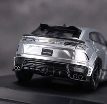 Load image into Gallery viewer, Flame 1:64 Silver Carbon URUS Widebody SUV Sports Model Diecast Metal Car New Collection
