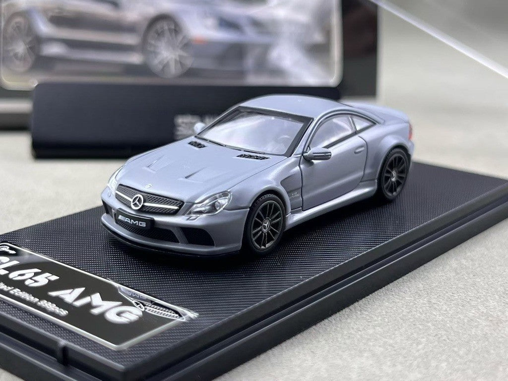 GUM 1:64 Gray SL65 AMG R230 Coupe Sports Model Diecast Metal Car New Collection