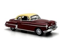 Load image into Gallery viewer, 1:87 Oldsmobile Rocket 88 Coupe Classic Vintage Model Diecast Metal Car New
