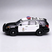 Load image into Gallery viewer, 596 1:64 2013 Black Explorer LAPD Police SUV Sport Model Diecast Metal Car New Collection
