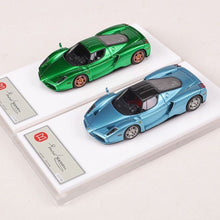 Load image into Gallery viewer, DMH 1:64 Enzo Super Racing Sports Model Diecast Resin Car New Collection
