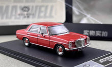 Load image into Gallery viewer, Maxwell 1:64 Red W114 200 Strich 8 Classic Sedan Model Diecast Metal Car New Collection
