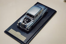 Load image into Gallery viewer, GFCC 1:64 Ice Blue 1959 300D Classic Vintage Sport Model Diecast Metal Car New Collection
