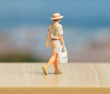 Load image into Gallery viewer, 1:64 Painted Figure Model Miniature Resin Diorama Sand Blossom Shirt Man Hat
