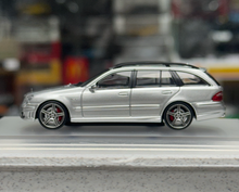 Load image into Gallery viewer, King 1:64 Silver E63 AMG Estate S211 Wagon Sports Model Diecast Metal Car New Collection

