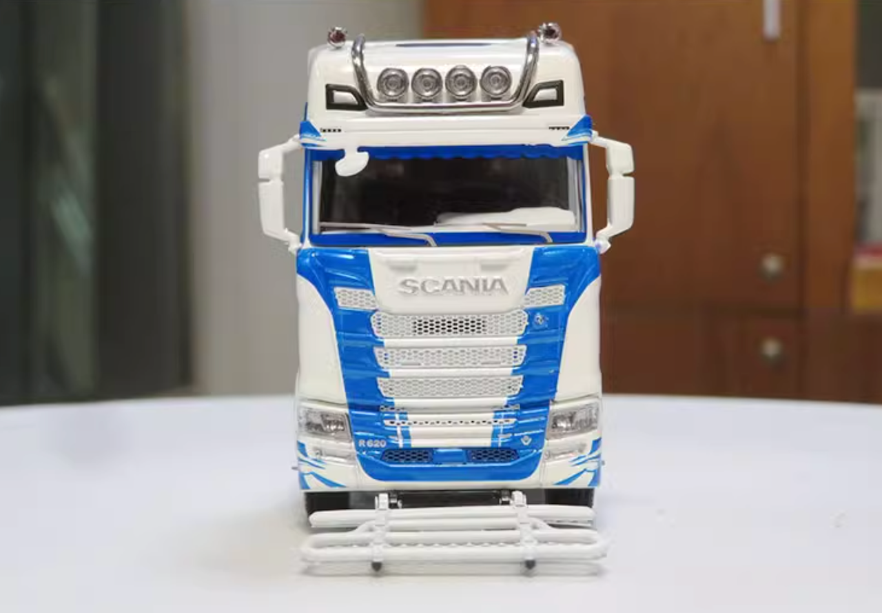 GCD 1:64 Blue Scania S730 Tractor Unit Truck Model Diecast Metal