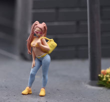 Load image into Gallery viewer, 1:64 Painted Figure Model Miniature Resin Sand Diorama Pretty Girl Trendy Look
