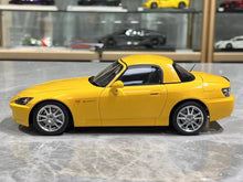 Load image into Gallery viewer, MH 1:18 Yellow JDM S2000 AP2 Sports F22C Engine Model Diecast Metal Car New Collect
