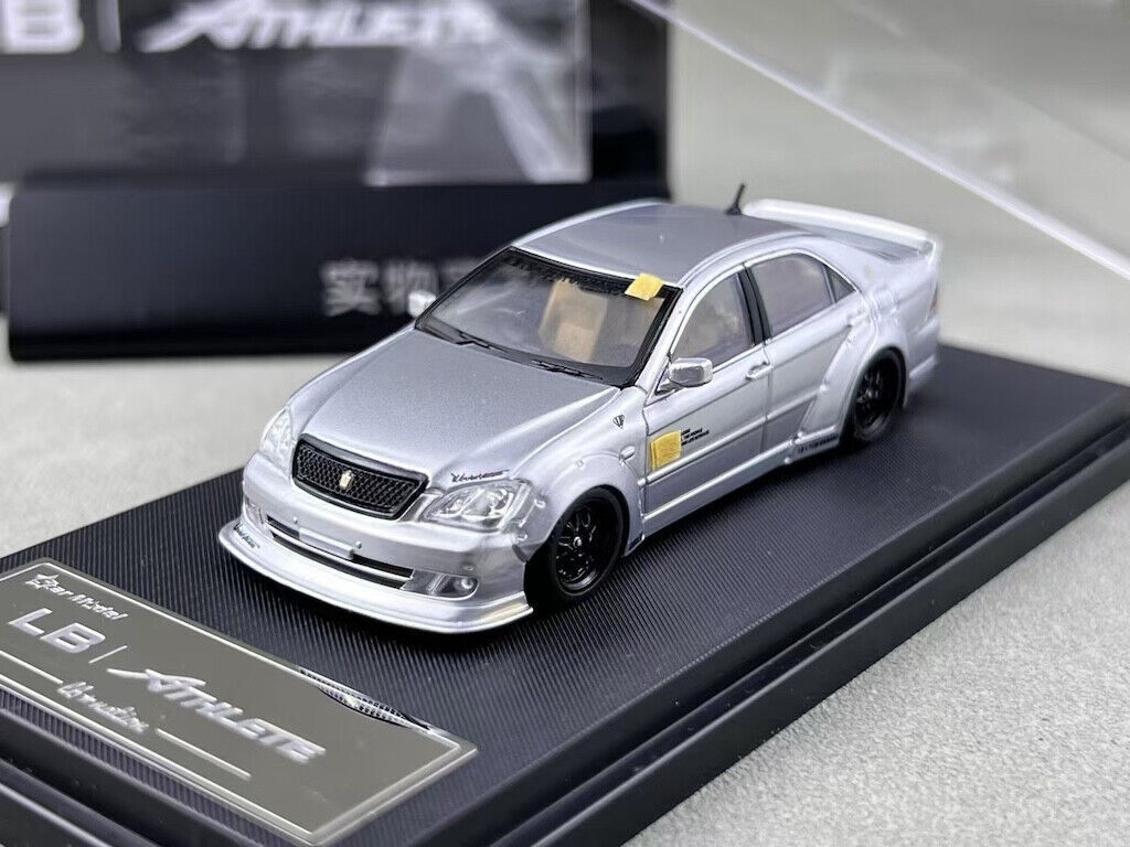 Star 1:64 Silver Crown S180 Athlete LB VIP Sedan Model Diecast Metal Car New Collection