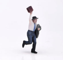 Load image into Gallery viewer, 1:64 Painted Figure Model Miniature Resin Diorama Sand Toy Suit Man Chasing Car
