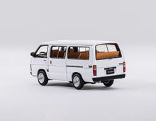 Load image into Gallery viewer, Masdi 1:64 White Hiace H50 Mini Van Sports Model Diecast Metal Car New Collection
