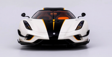 Load image into Gallery viewer, GTspirit 1:18 White 2018 REGERA Super Sports Model Diecast Resin Car New
